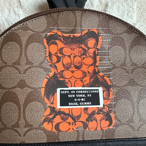 NWT! RARE! Coach Vandal Gummy Bear Charlie Backpack In Signature Canvas F76657 - Picture 7 of 12
